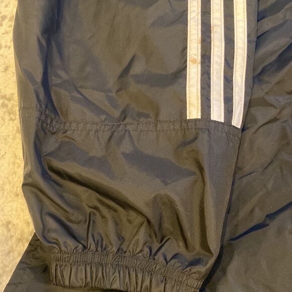 VTG Adidas Windbreaker Jacket size XL 3 stripes on sleeve big spell out on  back - Picture 5 of 12